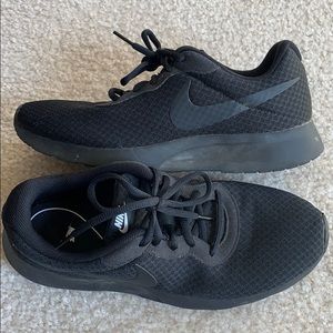 Black Nike Sneakers